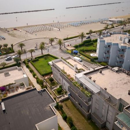 Appartamento Incantevole Fronte Mare Villa Rosa Di Martinsicuro Exterior foto